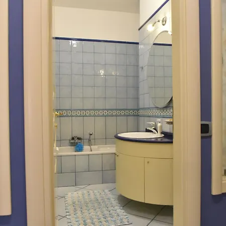 Macchia Apartment